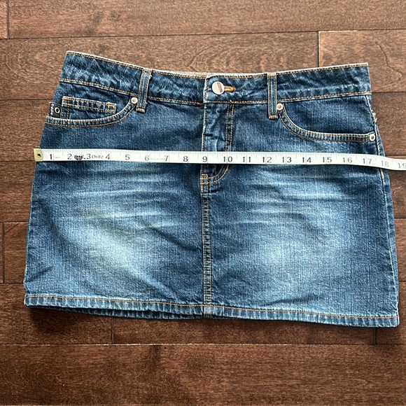 Bebe Y2K Tulip Pocket Denim Mini Skirt Vintage S - Picture 7 of 9